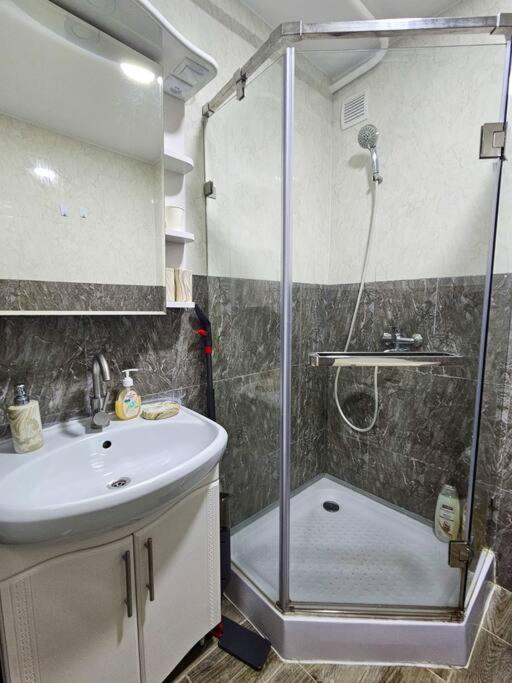 2 Bedroom Central Apartment Kišiněv Exteriér fotografie
